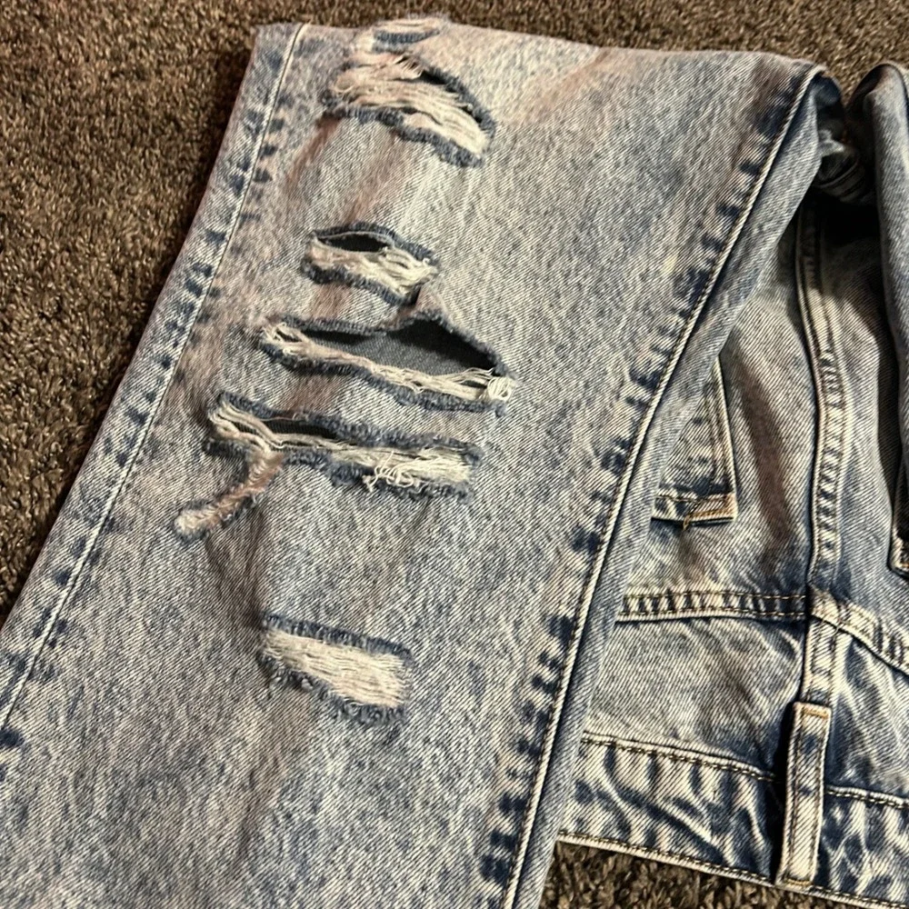 VERVET Acid Wash Distressed Ripped‎ Straight Leg Jeans Women's 28